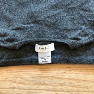 🎉$10 KATE HILL PETITE GRAY Sweater